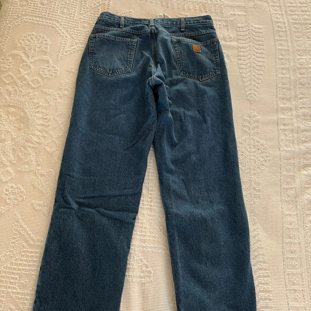CARHARTT Men’s Dark Wash Flannel Lined Jeans - Picture 3 of 6